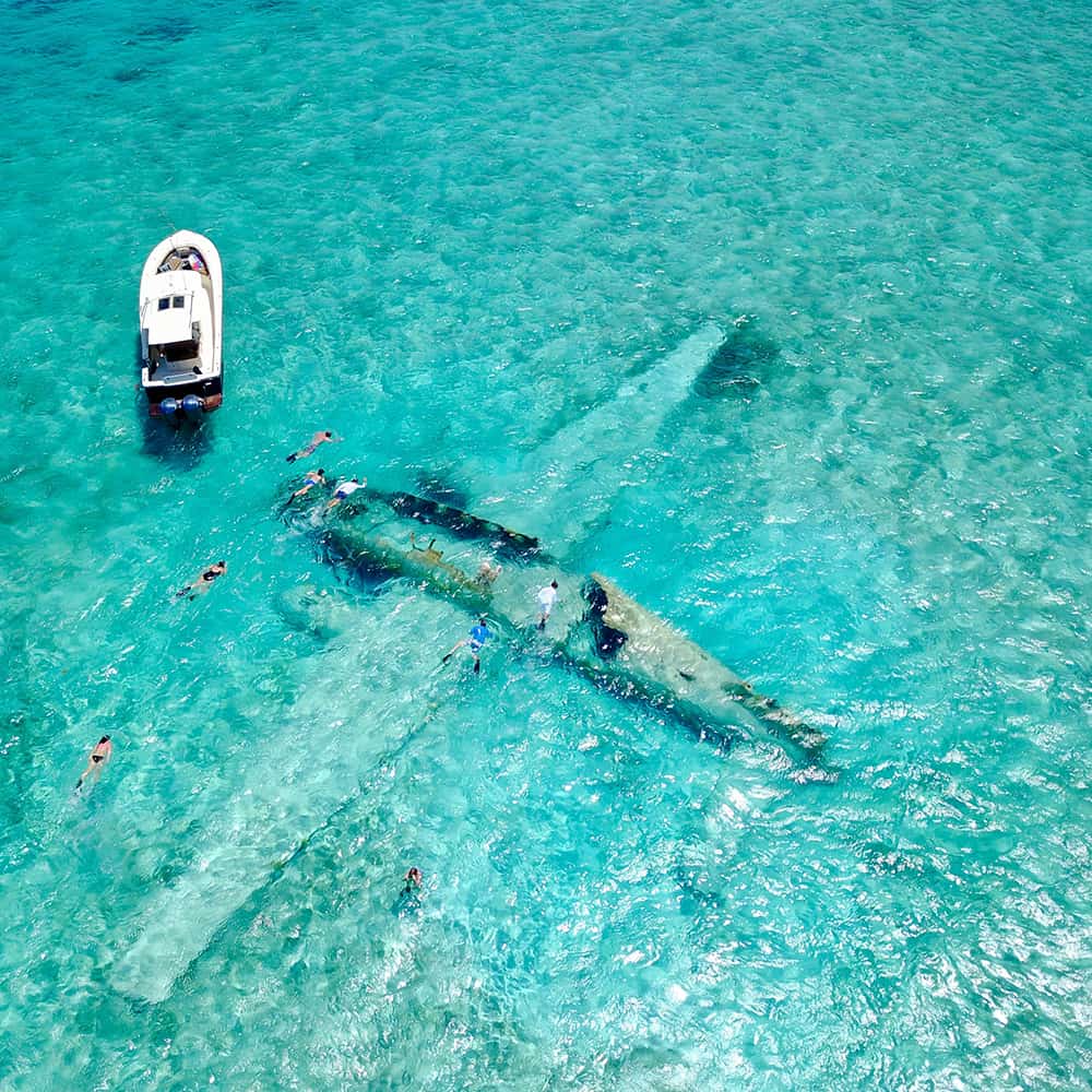 Excursion from superyacht Loon to the underwater plane previously belonging to Pablo Escobar in the Bahamas