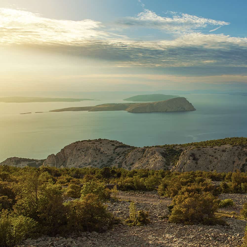 Motor Yacht Loon Croatia scenic view of coastline