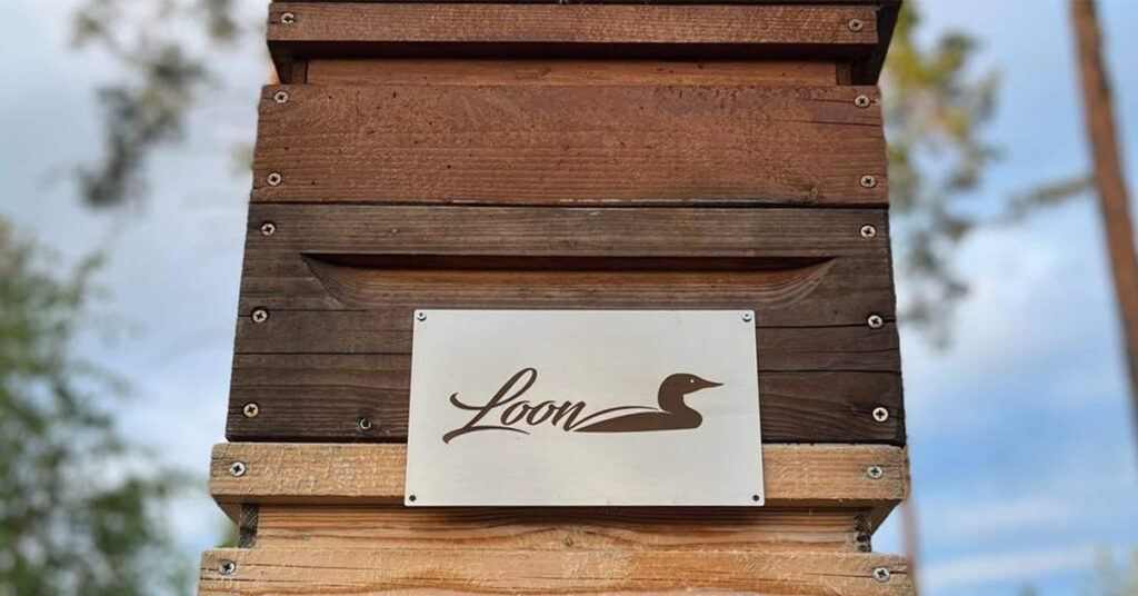Motor Yacht Loon partners with Hikian Honey