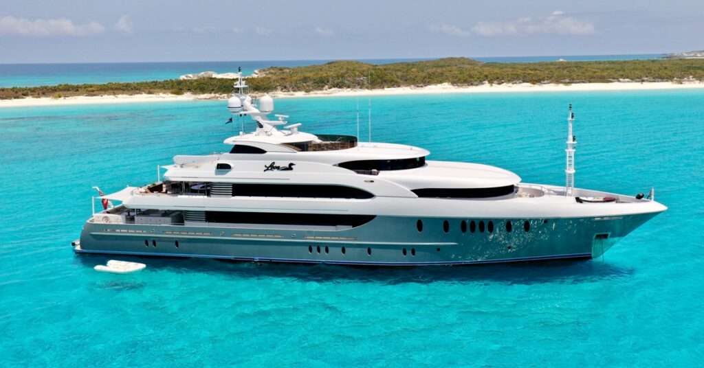 Superyacht Times takes a look onboard Motor Yacht Loon