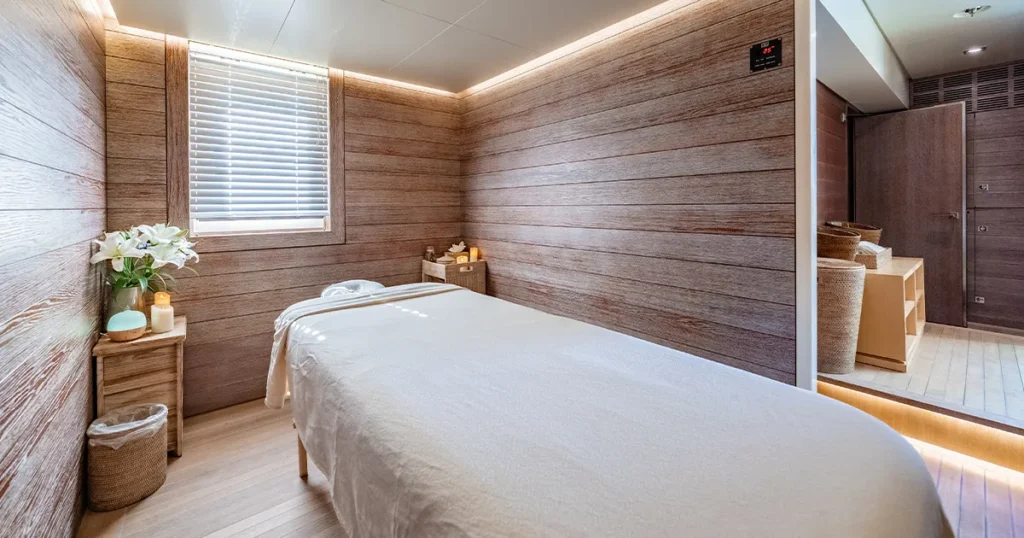 The wellness spa on charter yacht MY Loon